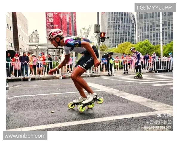 城市马拉松评析：广州滑板队在赛事中的团队意识与表现探讨